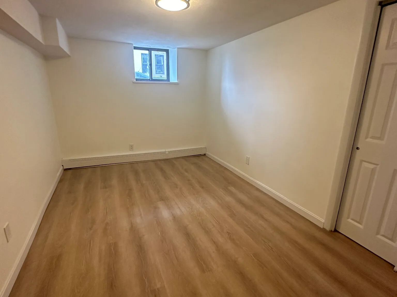 1 bed, 440 sqft, $2,200 — Photo 2