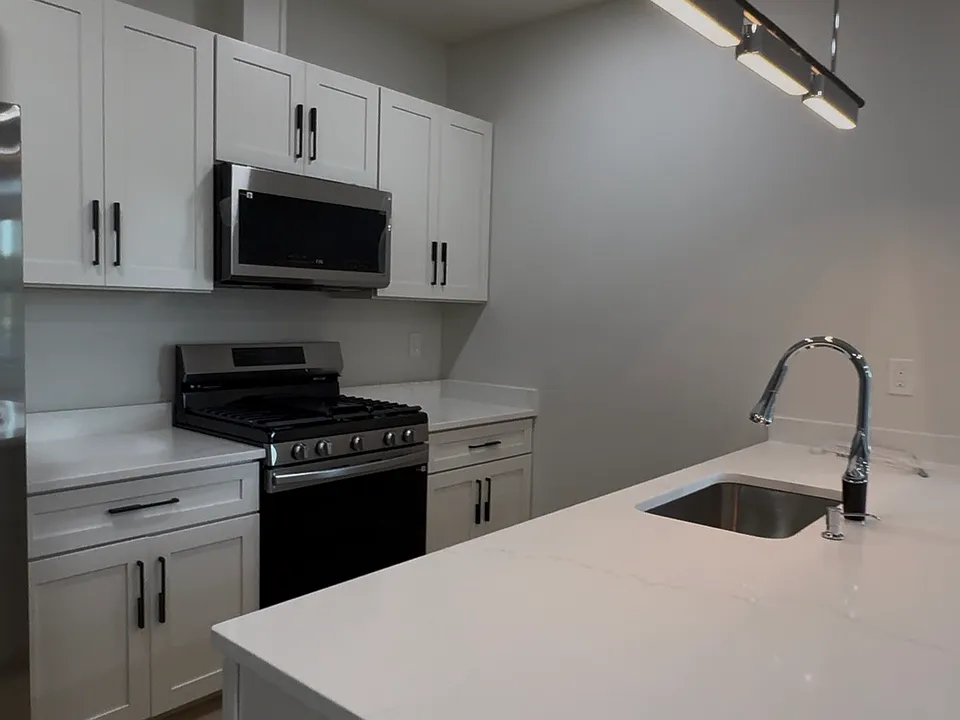 358 Van Houten St #406