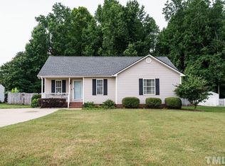 126 McKenzie Cir, Clayton, NC 27520