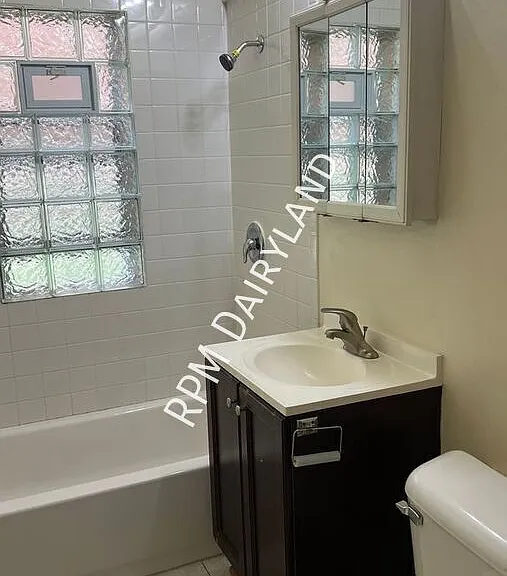 605 E Auer Ave — Photo 7