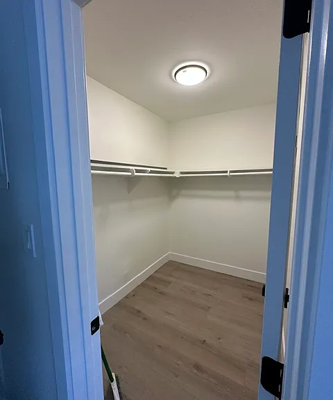 383 W Bay St #7 — Photo 14