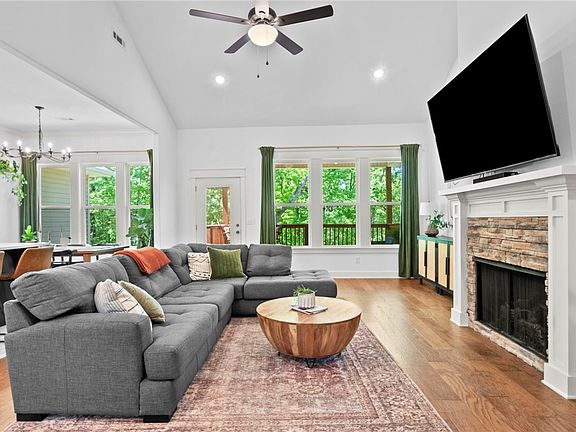 5th image of 1 Brecknock Cir