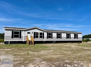 35 County Line Rd, Hinesville, GA 31313