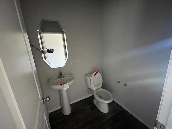 4th image of 23318 Pelham Prarie Ln