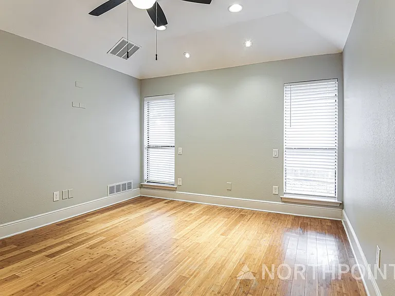 401 Kathy Ln — Photo 9