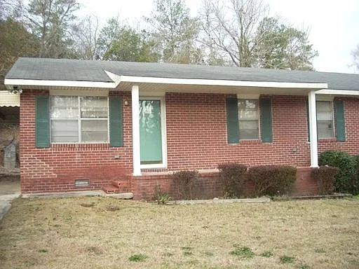 1047 Amber Dr photo 1