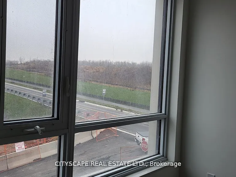 1098 Paisley Rd #411A — Photo 3