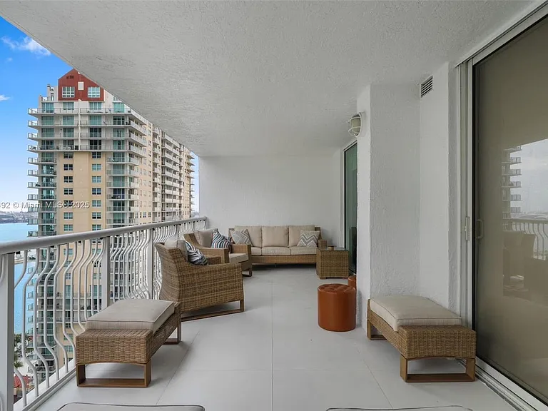 1200 Brickell Bay Dr #2812 — Photo 21
