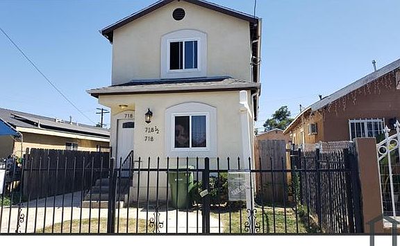 2nd image of 718 E 40th Pl #718