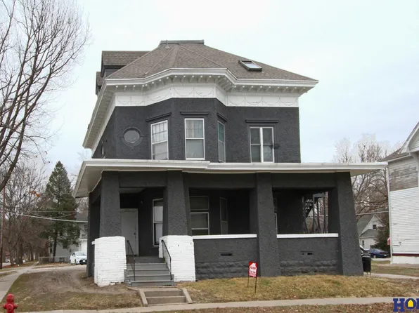 202 S 27th St, Lincoln, NE 68510