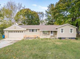 893 E Chippewa River Rd, Midland, MI 48640