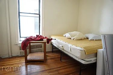 Rented by Rennit Inc.