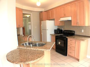 10 Vanderbrink Dr #A, Brampton, ON L6R 0E5