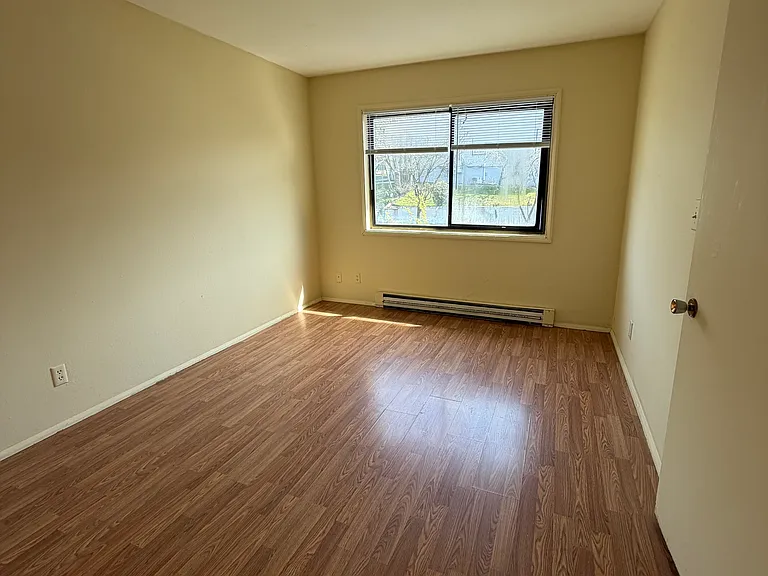 1420 E Yesler Way #5 — Photo 3