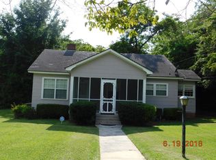 121 S Butler St, Camilla, GA 31730