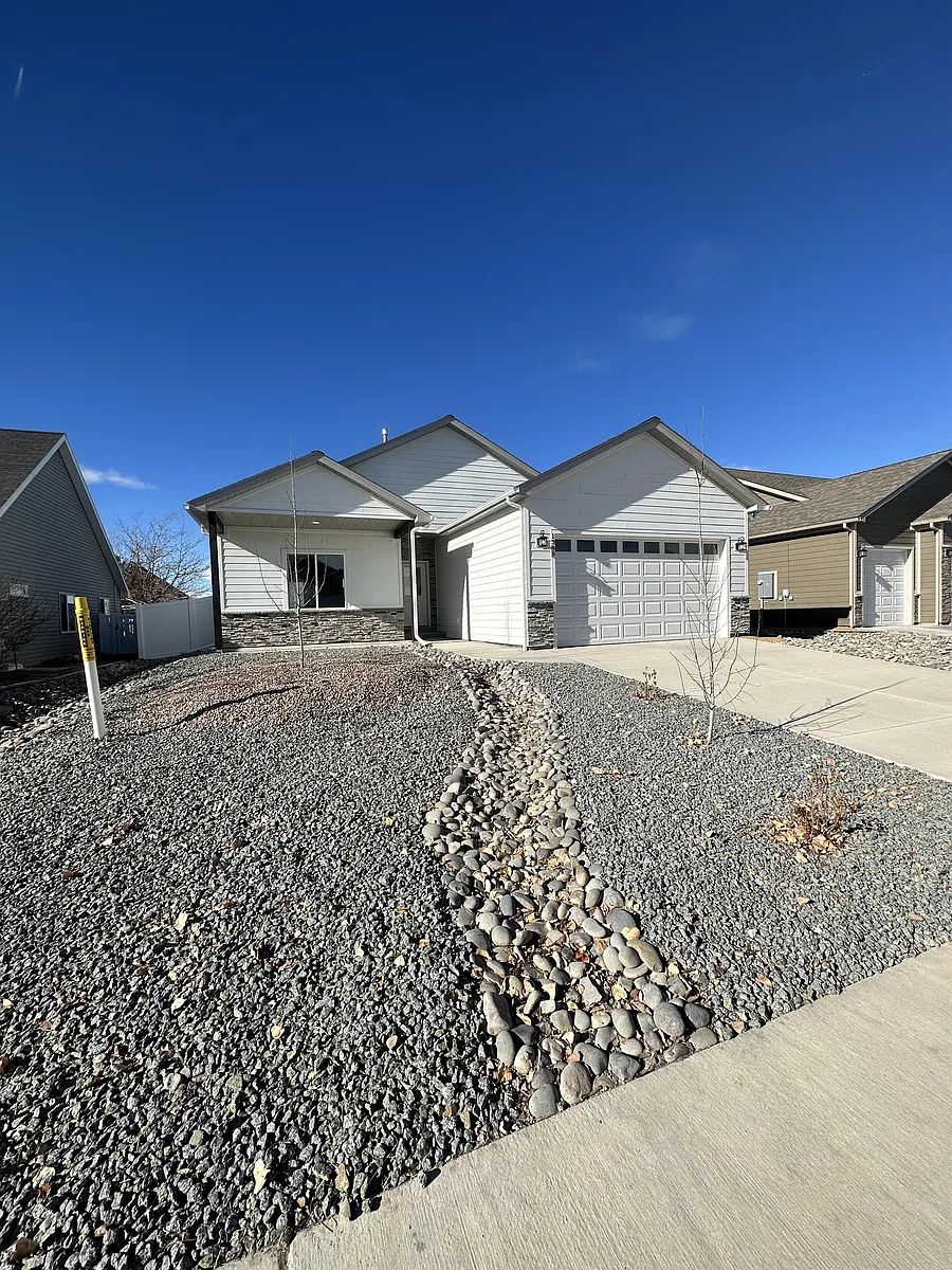 Building Photo - 1349 Excelsior Creek Ave