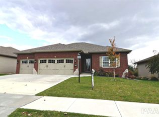 6806 N White Fir Dr, Edwards, IL 61528