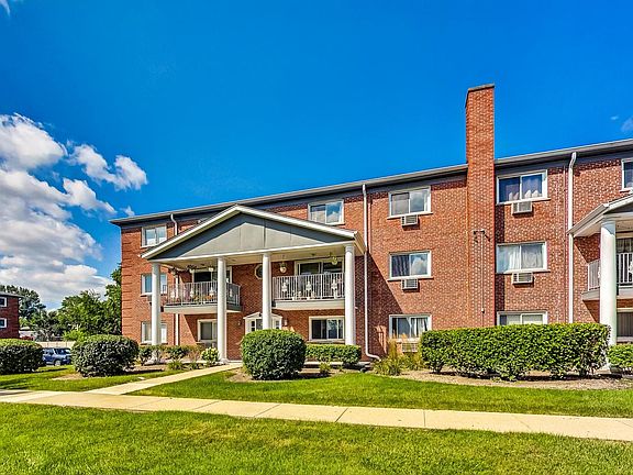 2nd image of 6 E Lillian Ave Unit 2C