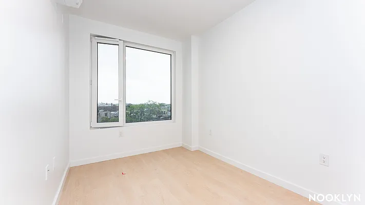 Rented by Nooklyn NYC LLC | media 74