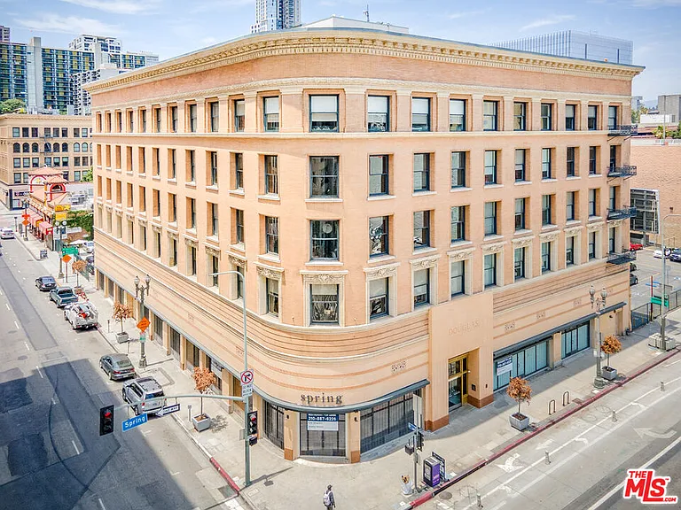 257 S Spring St #2B — Photo 15
