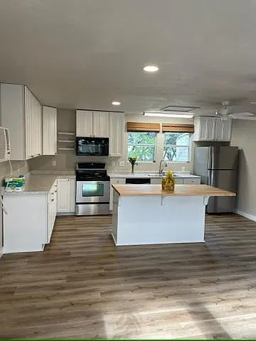 Studio, 1056 sqft, $1,495 — Photo 4