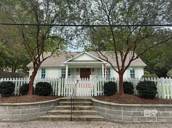257 Fig Ave, Fairhope, AL 36532