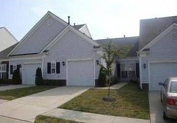 1st image of 42 Harborton Ln