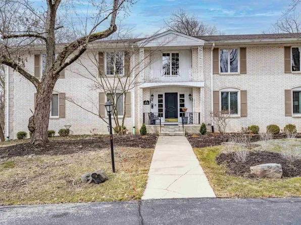 4701 Covington Rd APT 18, Fort Wayne, IN 46804