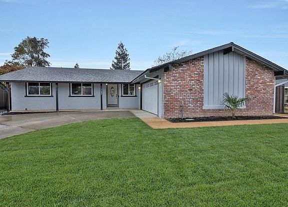 3rd image of 7680 Santa Barbara Dr