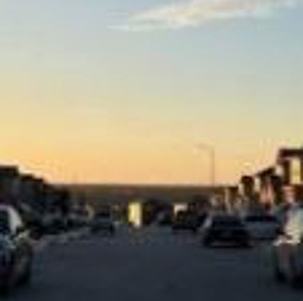 Exterior Neighborhood (street photo)