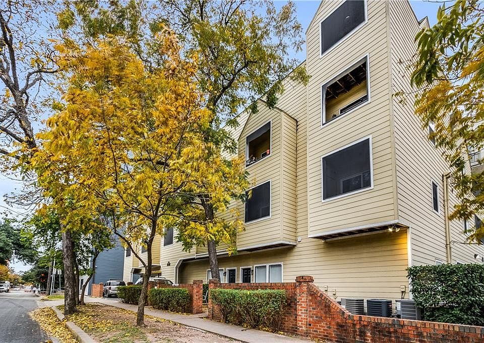 1st image of 1003 W 26th St #305