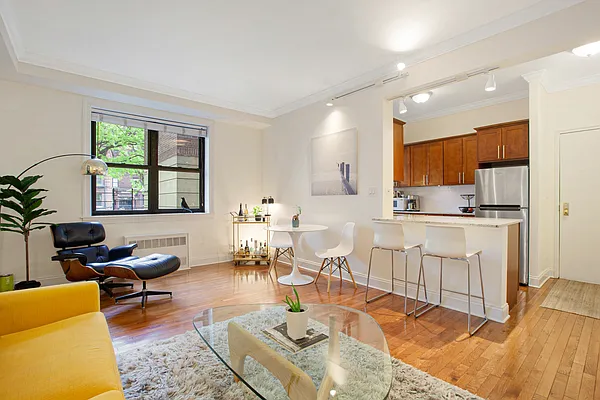 Sold by Level Group | media 3
