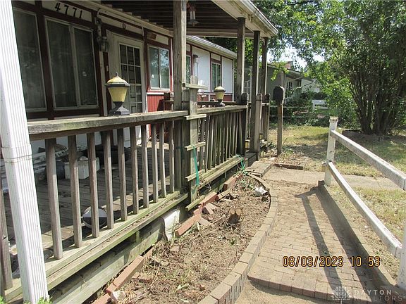 5th image of 4771 Live Oak Dr