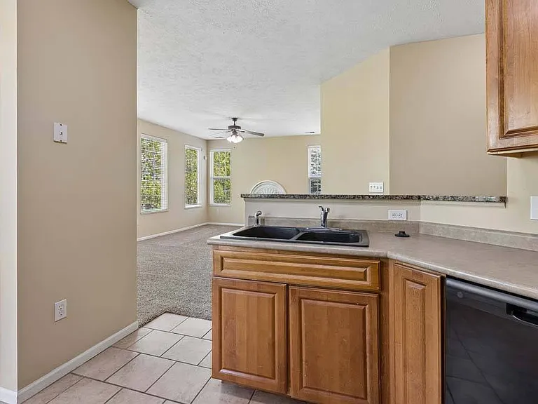 Ridge Pointe Villas — Photo 123