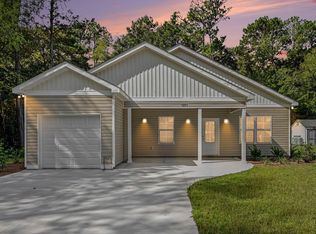 1251 Scenic Dr, Loris, SC 29569