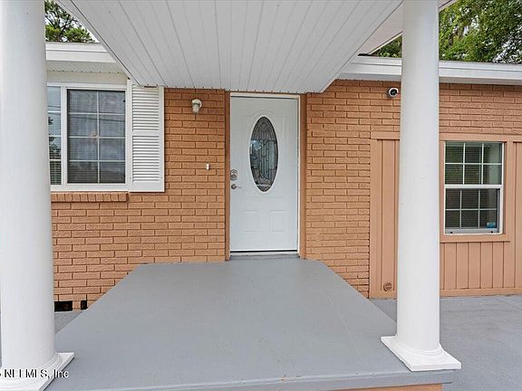 3rd image of 1420 BERTHA Street