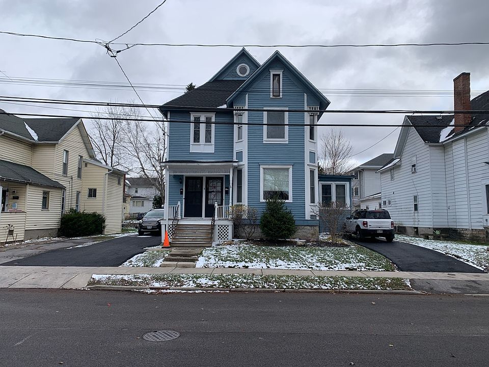 House w/ parking on right