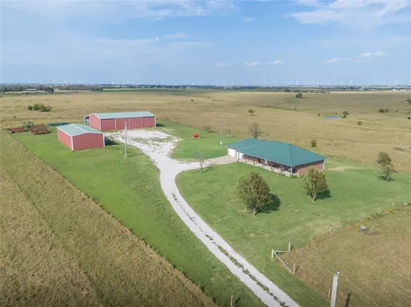 1530 Road 180, Emporia, KS 66801