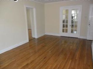 1333 W Hollywood Ave, Chicago, IL 60660