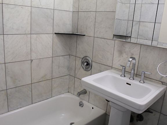 3rd image of 63 E 125th St #B2
