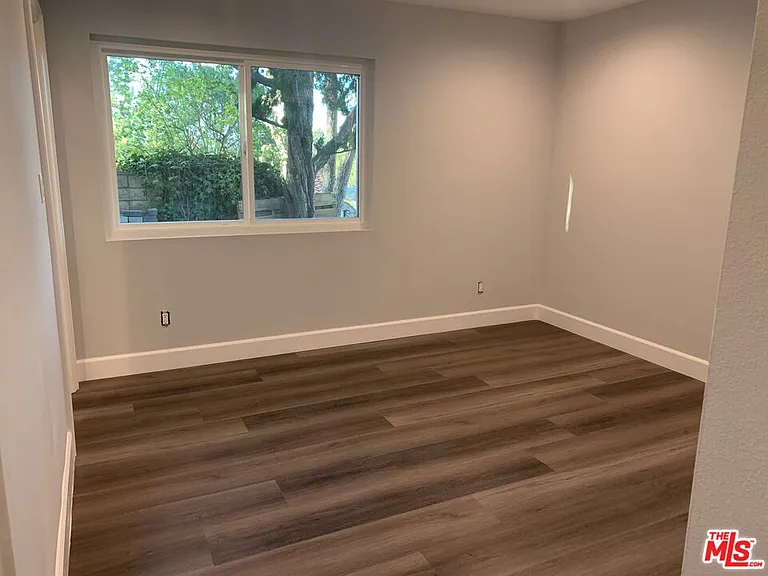 22700 W Flamingo St — Photo 14