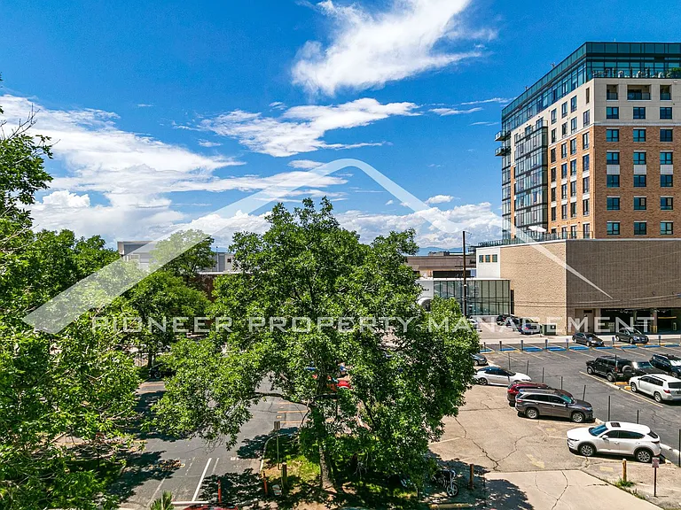 2 Adams St #402 — Photo 14