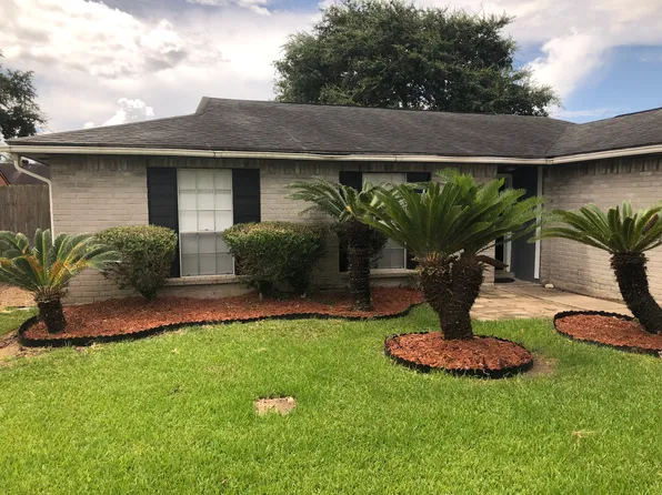 3905 Bluebonnet Trl, Deer Park, TX 77536