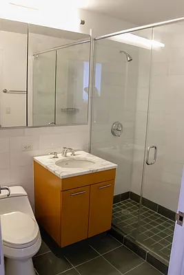 Sold by HomeDax Real Estate | media 5