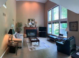 1280 Waterways Dr, Ann Arbor, MI 48108