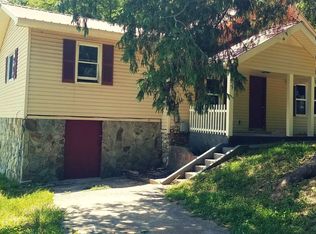 60 E Highland St, Blue Ridge, GA 30513