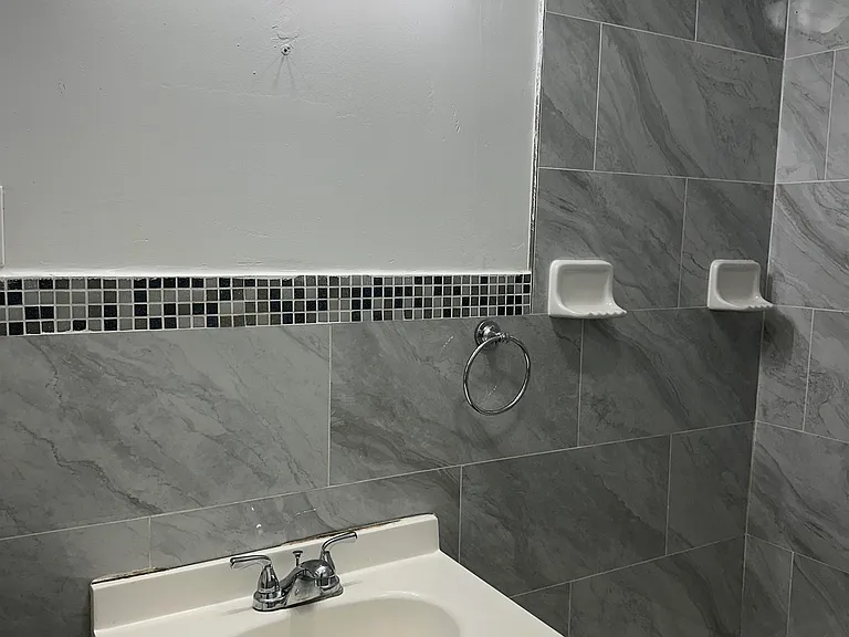 41 Garrison Ave #2 — Photo 10