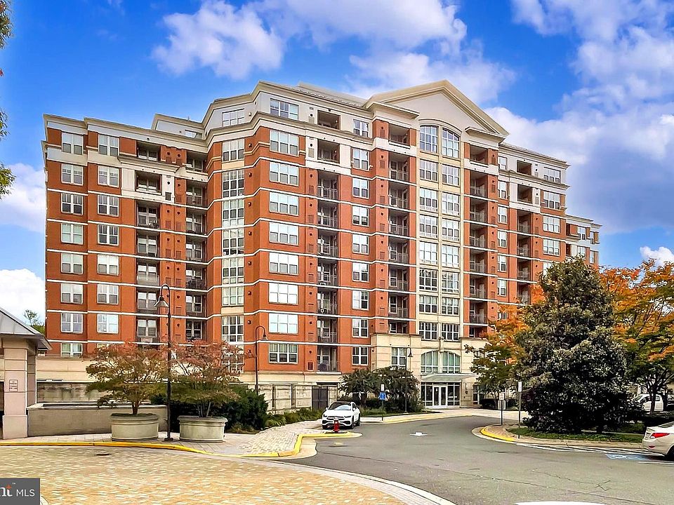 2nd image of 11760 Sunrise Valley Dr APT 511
