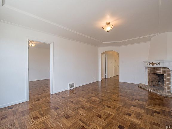 3rd image of 67 Maddux Ave