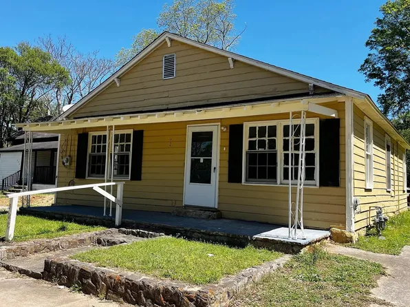 328 N 13th St, Griffin, GA 30223
